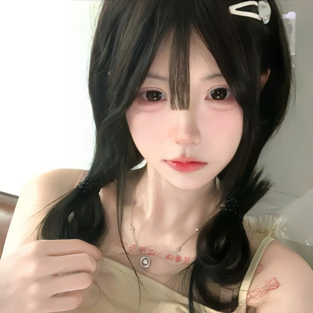 某影后之女又出大瓜：走后门进组，人设崩塌，深夜